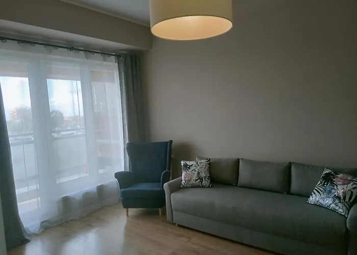 Z Widokiem, Wygodny Z Sypialnią, Kuchnią I Salonem, 47m2, Bezpłatny Garaż *