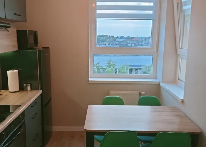 Z Widokiem, Wygodny Z Sypialnią, Kuchnią I Salonem, 47m2, Bezpłatny Garaż Apartament Wrocław