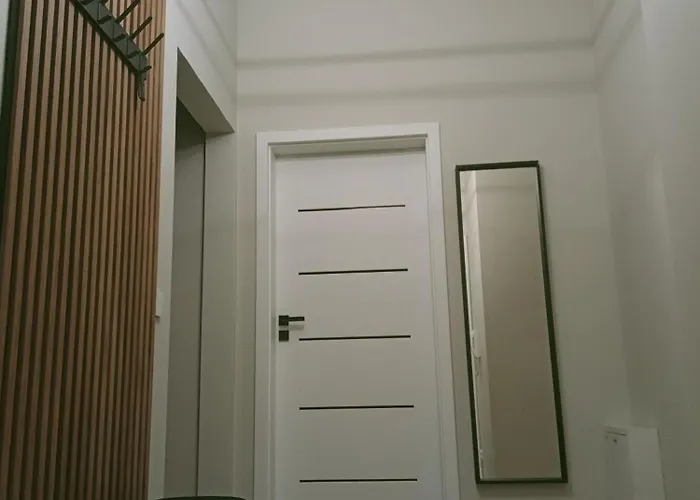 Z Widokiem, Wygodny Z Sypialnią, Kuchnią I Salonem, 47m2, Bezpłatny Garaż *